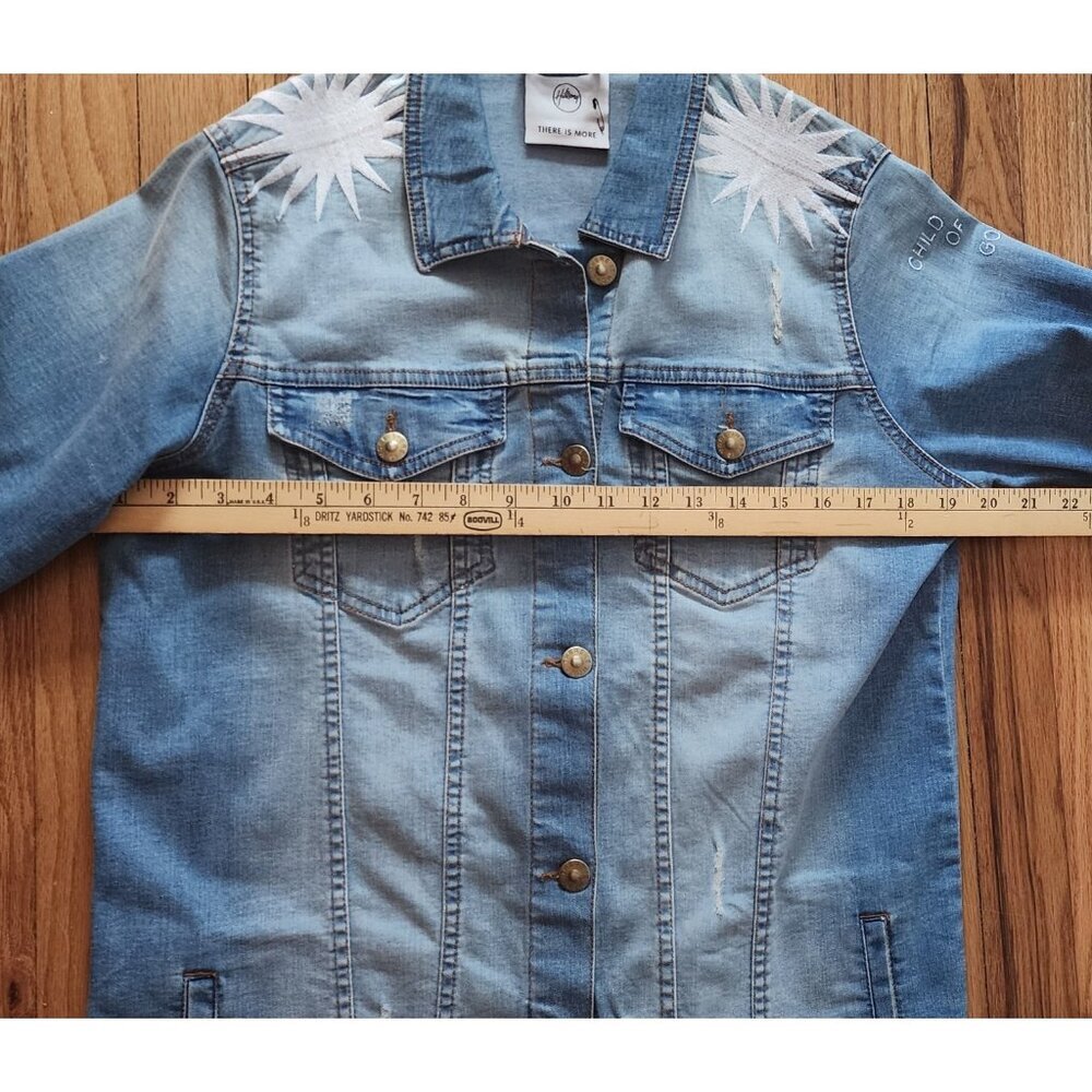 Hillsong There is More Denim Trucker Jacket Embrodered Lion Patch Medium - Picture 8 of 9